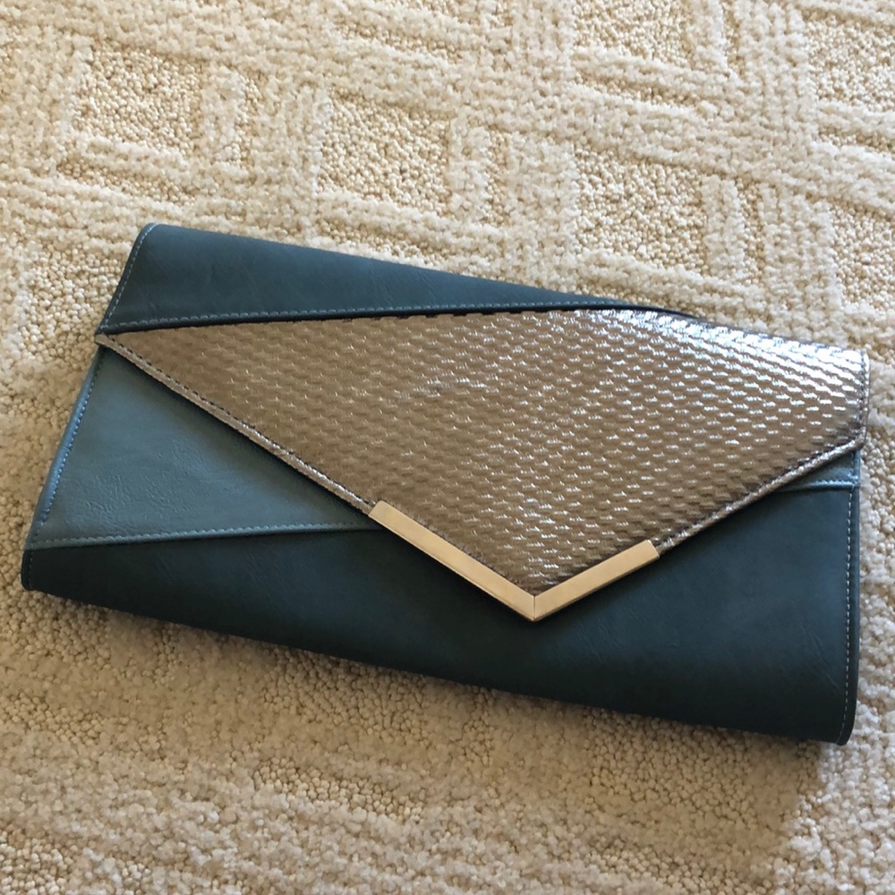 NWOT blue clutch - Dorothy Perkins